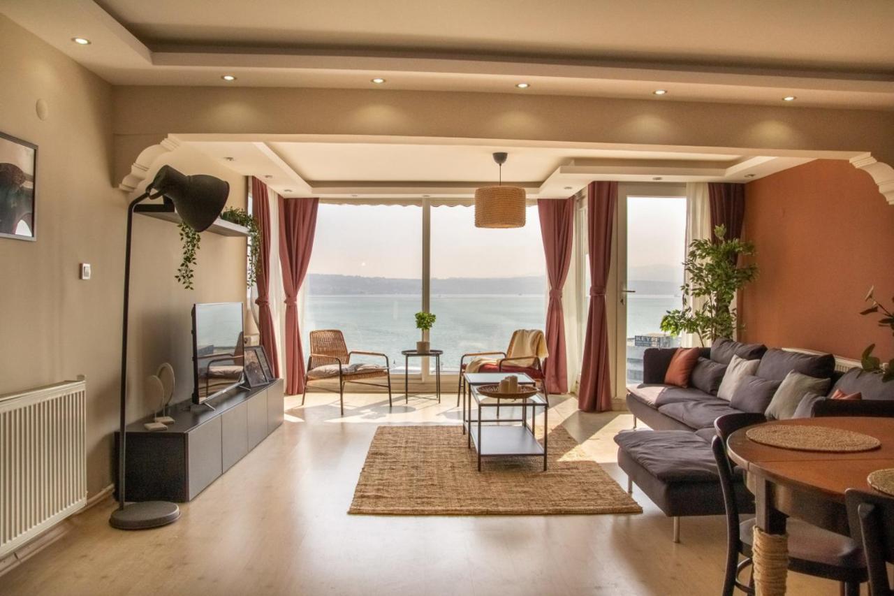 Exceptional Flat With Gorgeous Sea View In Izmir Apartment Exterior photo